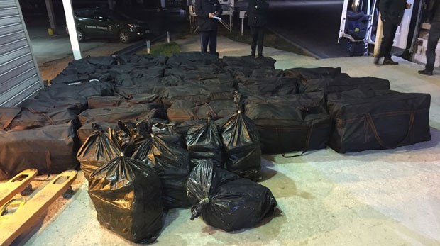 Бугари открили 1.500 килограма марихуане у камиону српских таблица